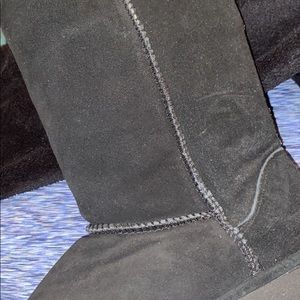 Bearpaw Winter Boots Size 10
